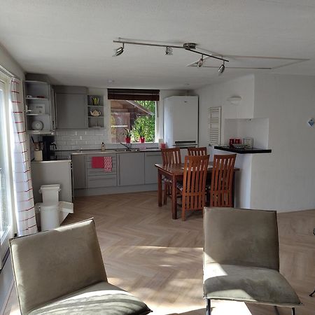 Bungalow Veluwemeer เออร์เมโล ภายนอก รูปภาพ